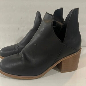 Miss Black Ankle Booties size 8.5M
